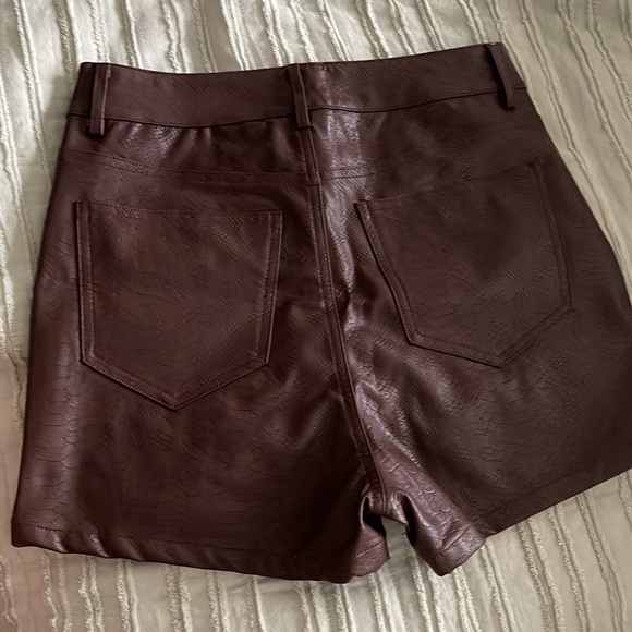 NWT FashionNova Leather Shorts - Picture 2 of 3